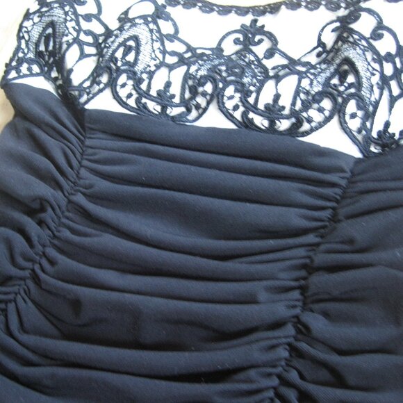 Jessica McClintock Black and White Embroidered Cocktail Dress Size 4 Ruched LBD - Picture 3 of 7